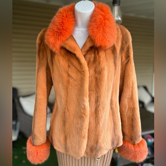 Cisodono Italian designer sheared Mink with full fox Collar jacket/coat🔥 - Picture 8 of 16